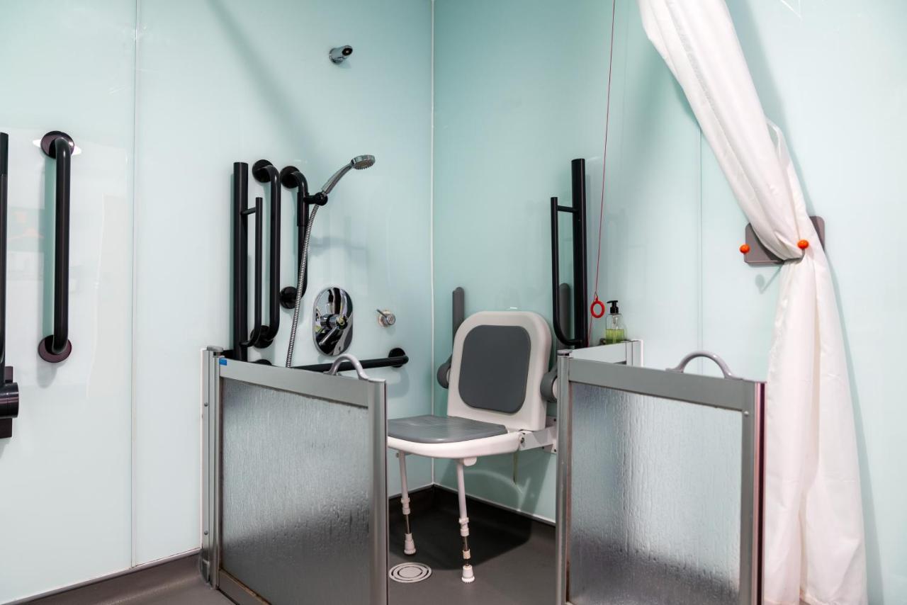 Easyhotel Бирмингем Экстерьер фото