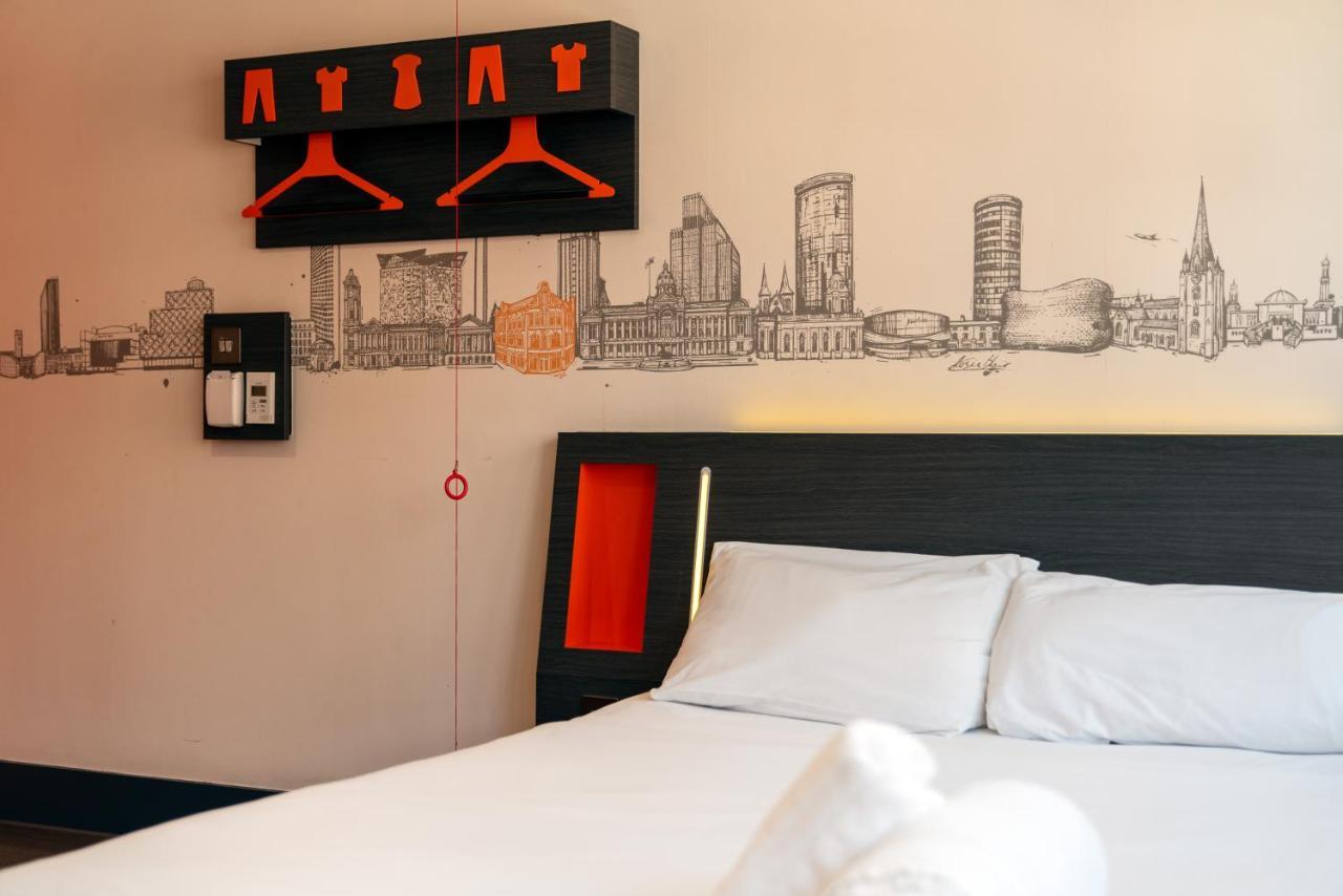 Easyhotel Бирмингем Экстерьер фото