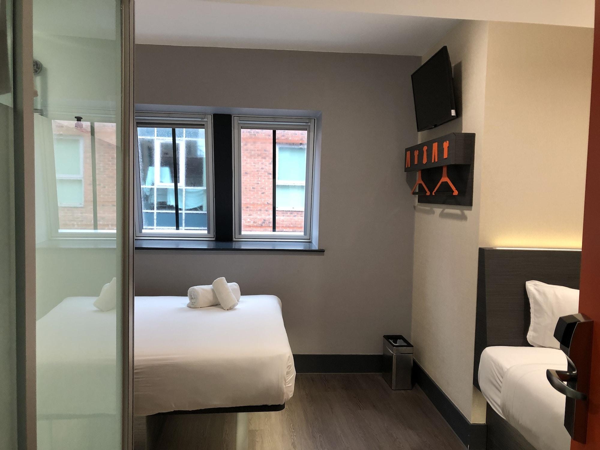 Easyhotel Бирмингем Экстерьер фото