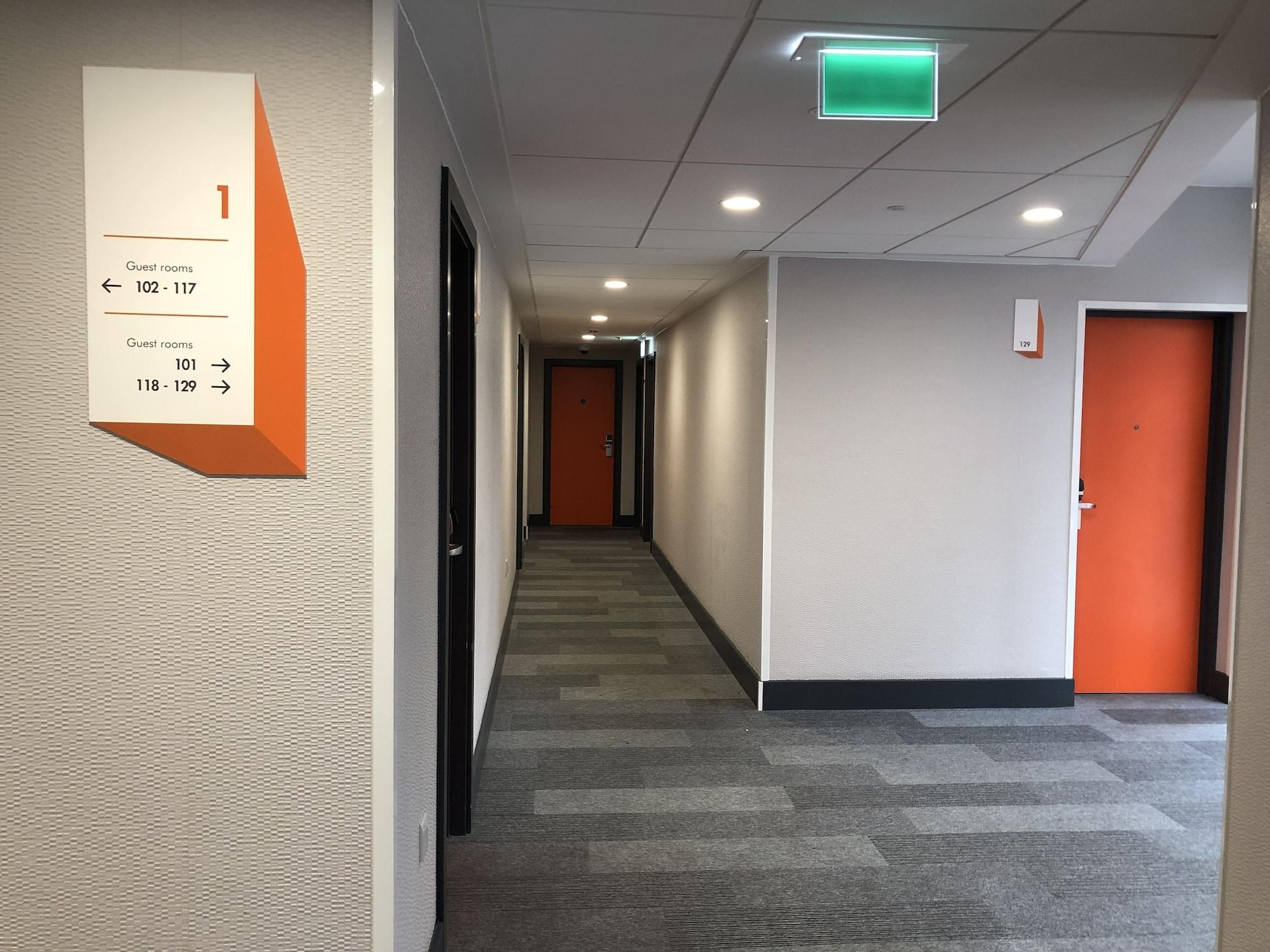 Easyhotel Бирмингем Экстерьер фото