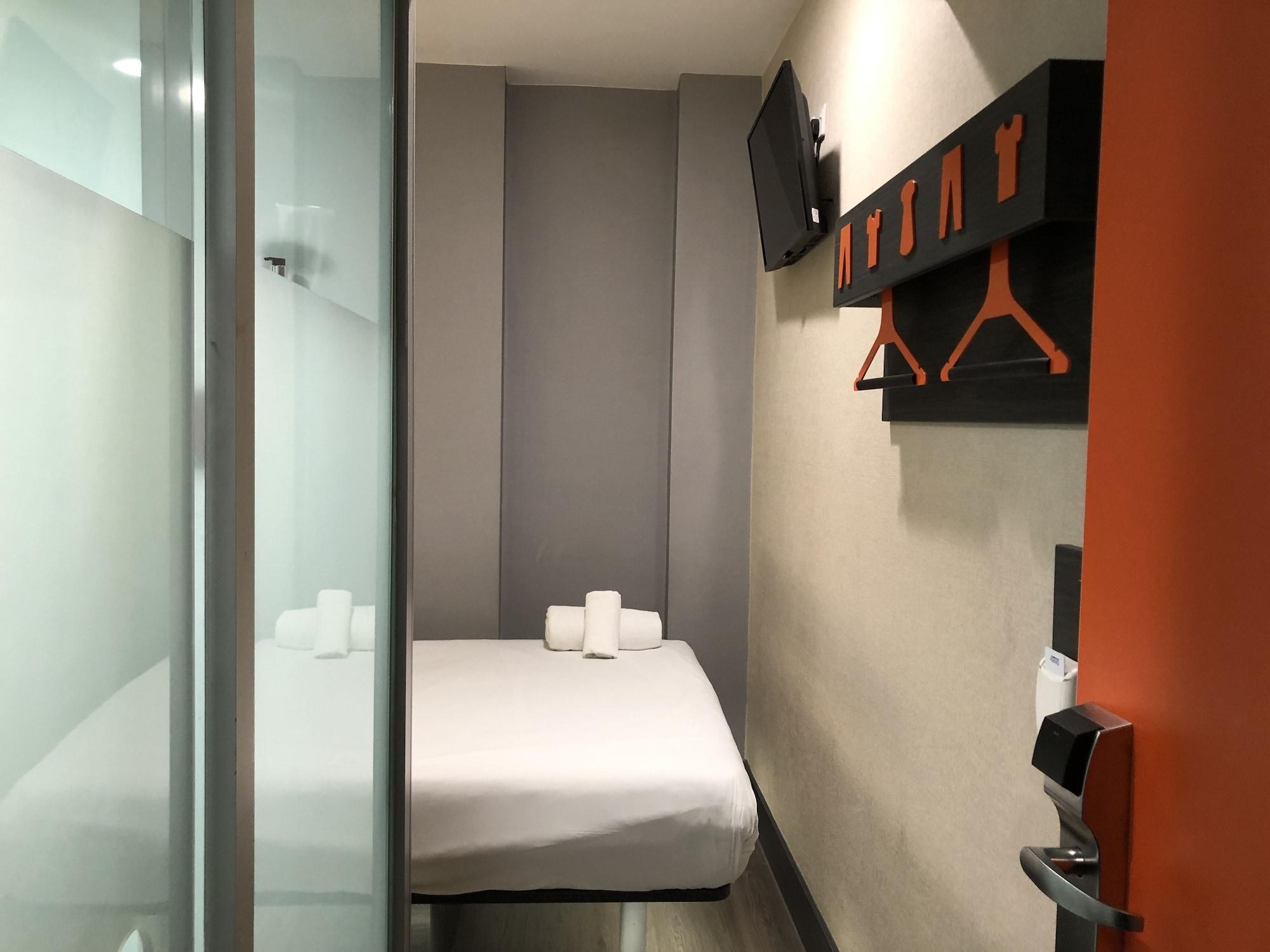 Easyhotel Бирмингем Экстерьер фото