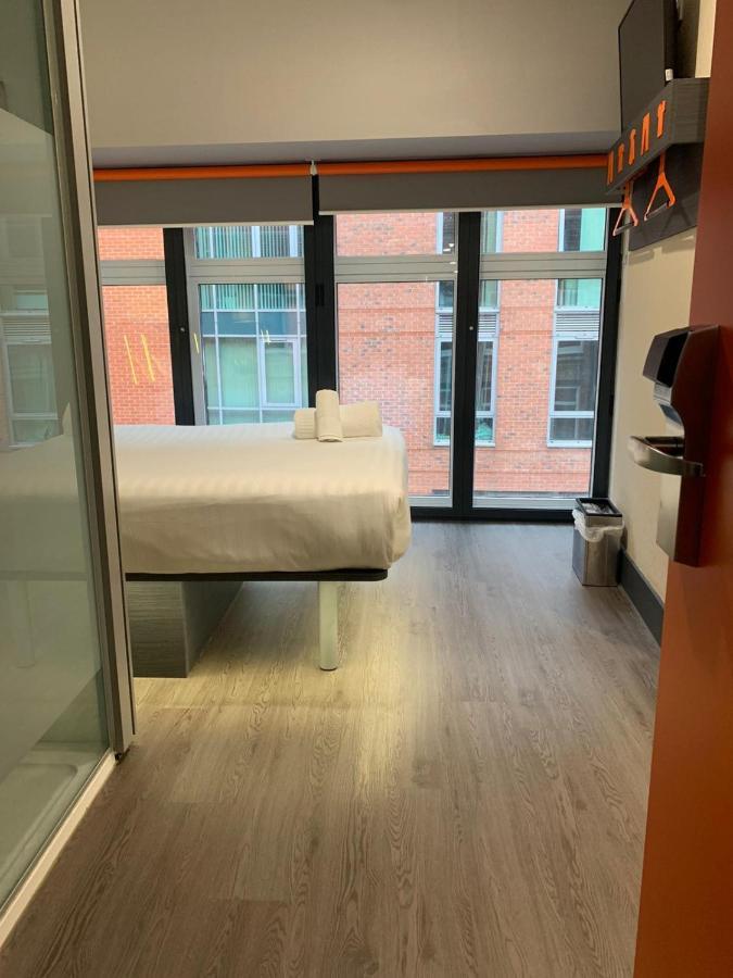 Easyhotel Бирмингем Экстерьер фото